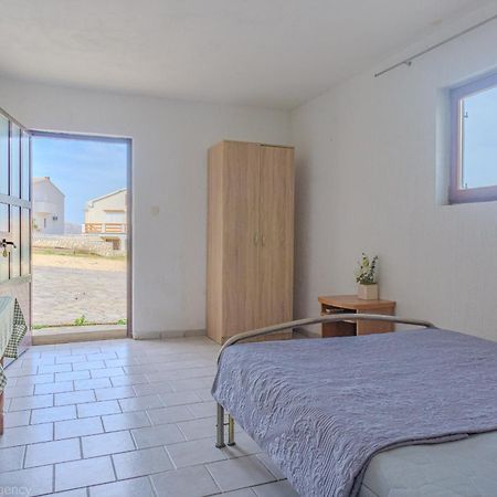 Kob Orog Good Location With Sea Views And Modern Decor Apartment Metajna Ngoại thất bức ảnh