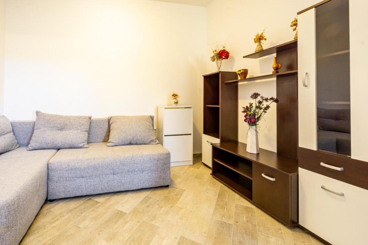 Kob Orog Good Location With Sea Views And Modern Decor Apartment Metajna Ngoại thất bức ảnh