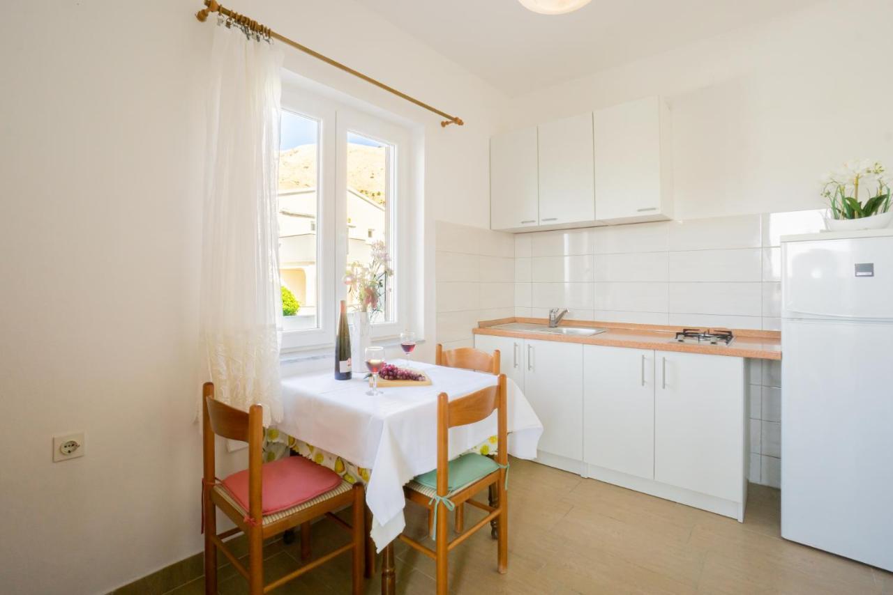 Kob Orog Good Location With Sea Views And Modern Decor Apartment Metajna Ngoại thất bức ảnh