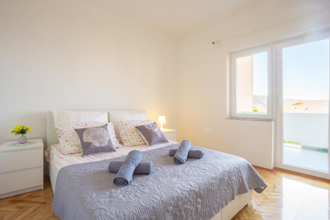 Kob Orog Good Location With Sea Views And Modern Decor Apartment Metajna Ngoại thất bức ảnh
