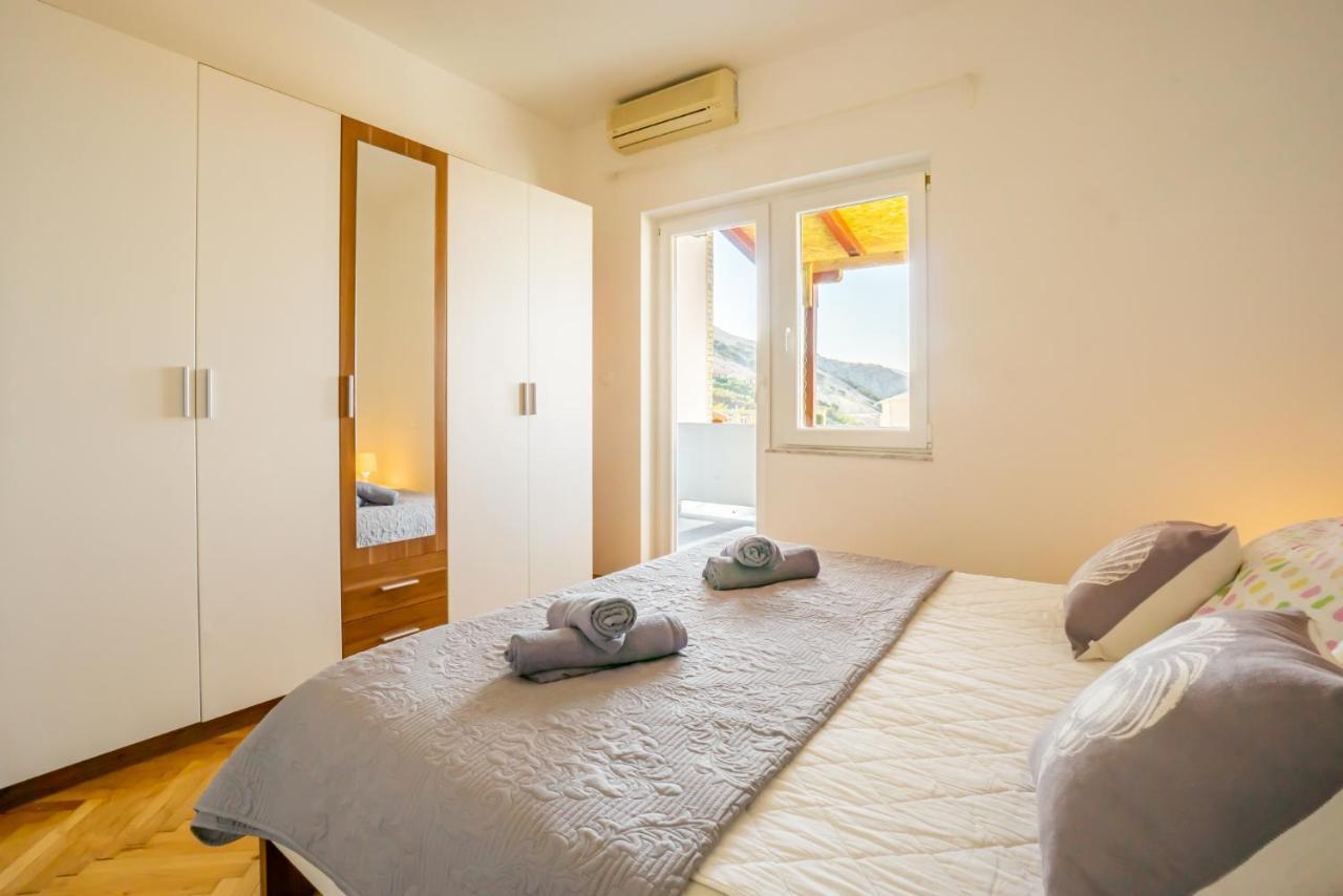 Kob Orog Good Location With Sea Views And Modern Decor Apartment Metajna Ngoại thất bức ảnh